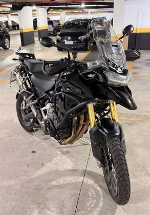 TRIUMPH TIGER 1200 BLACK EDITION TRIUMPH TIGER 1200 BLACK EDITION
